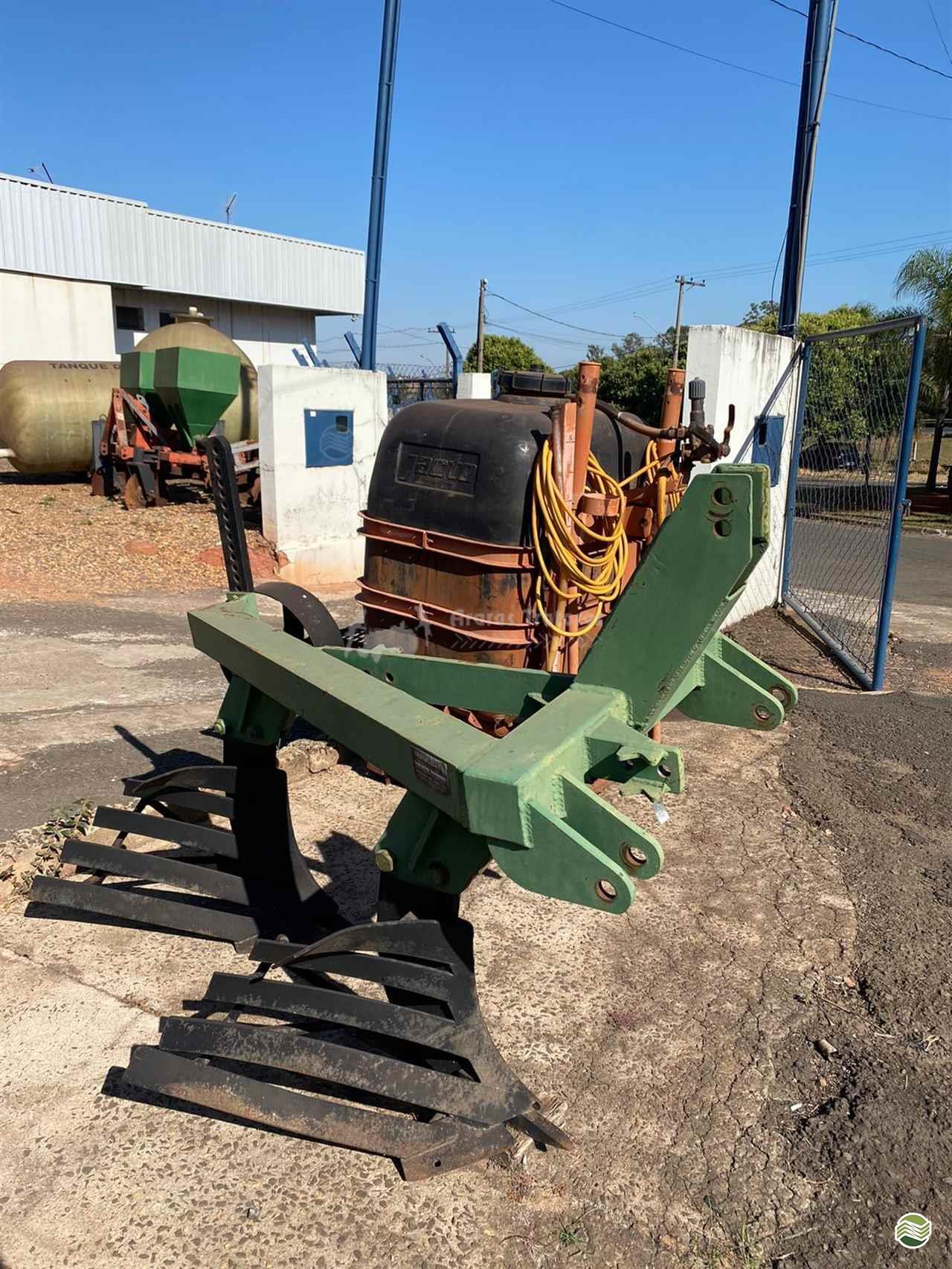 IMPLEMENTOS AGRICOLAS ARADO ARADO DE AIVECA Araras Tratores ARARAS SÃO PAULO SP